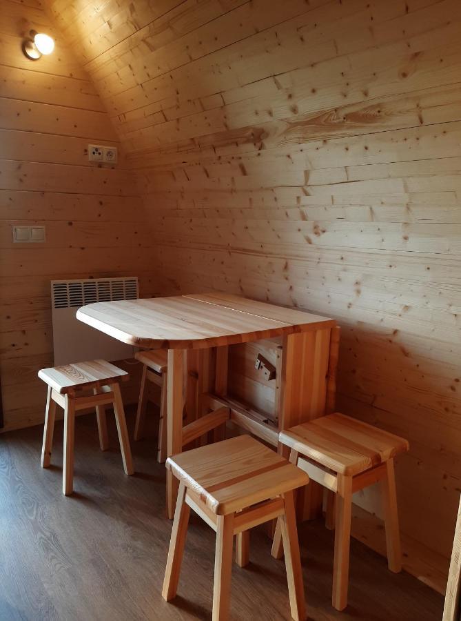 La Cabane De Tic Et Tac Hotel Tailles Екстериор снимка
